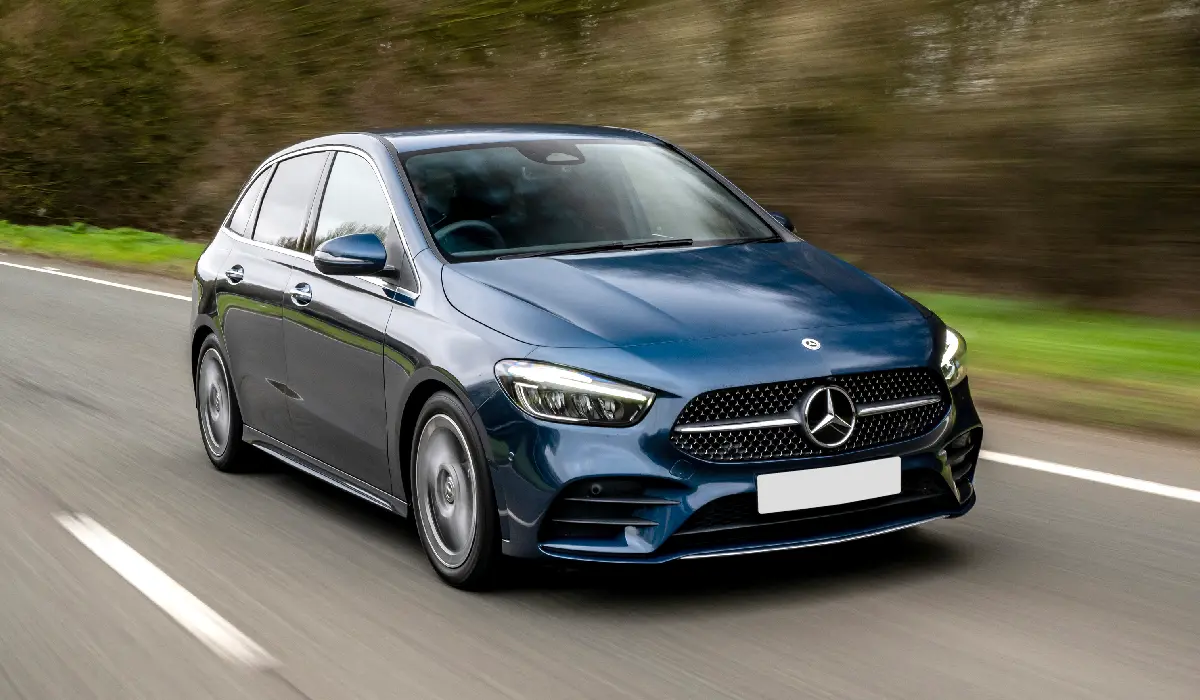 Mercedes-Benz - B-Class B 180 - Luxury Car Rentals - Preowned Luxury Car - Exclusive Concierge Club.webp